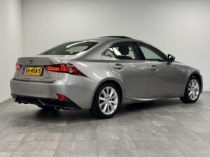 Lexus IS financial lease – Leaseprijzen.com – afbeelding 2